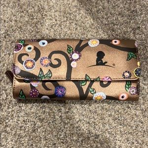 Shiny flower jewelry holder